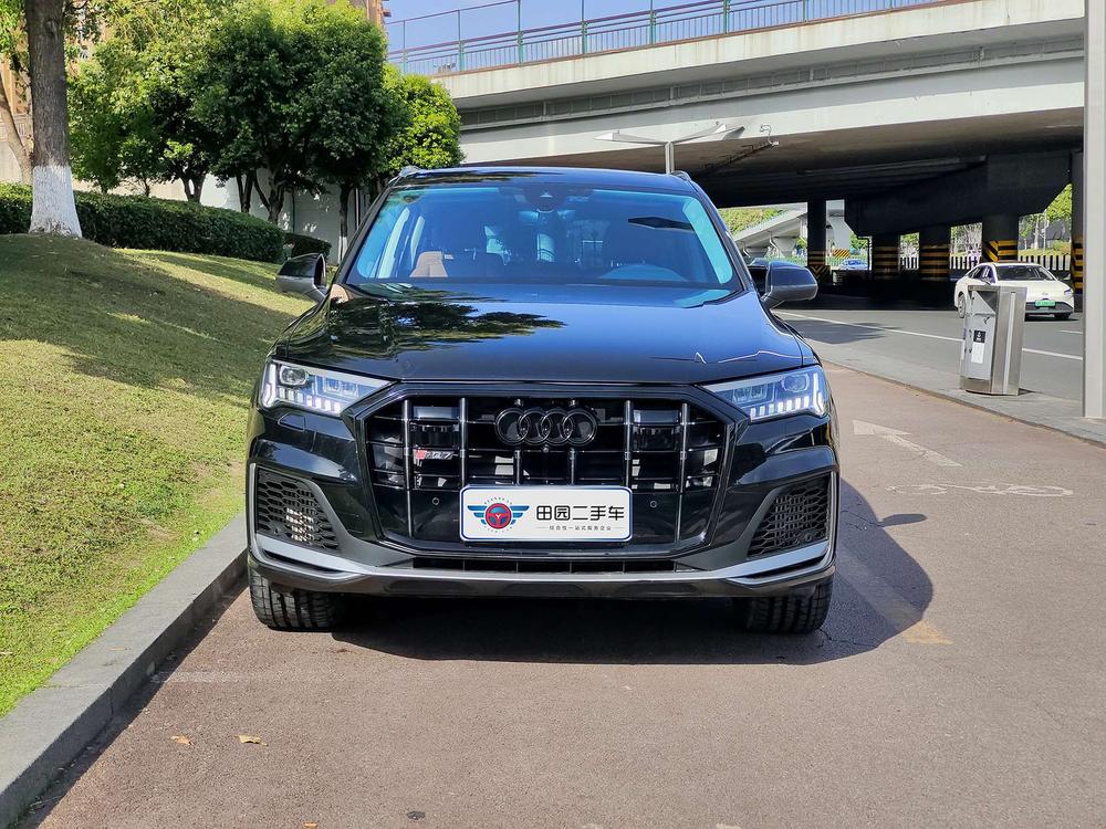 Audi Audi Q7