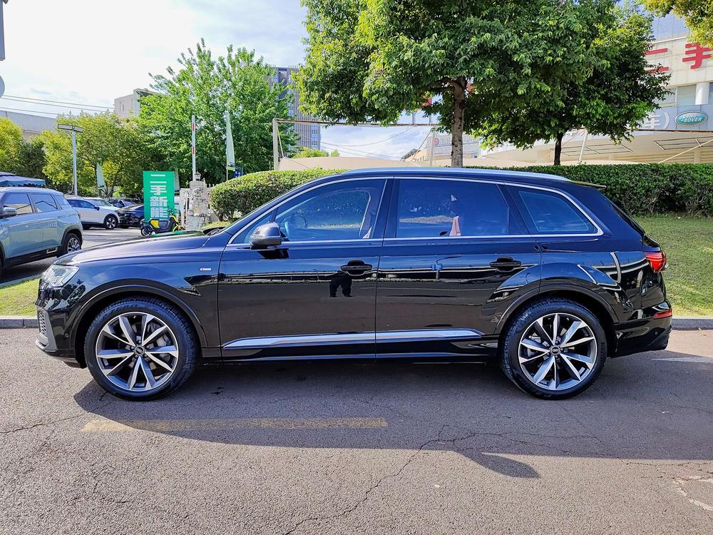 Audi Audi Q7