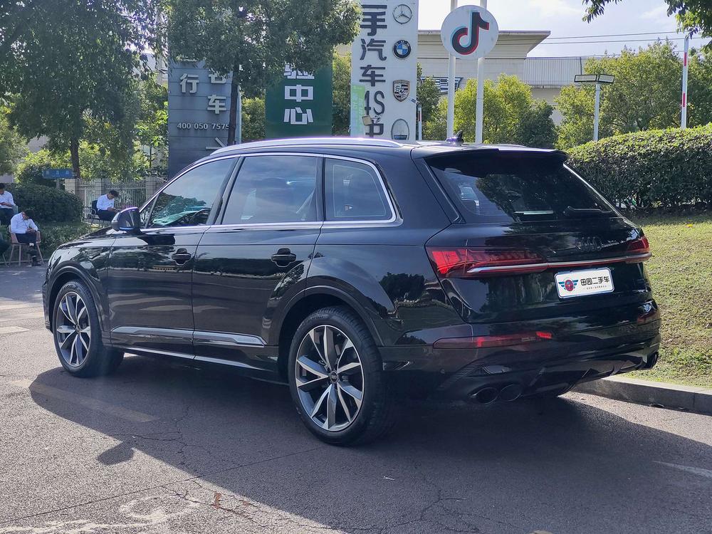 Audi Audi Q7