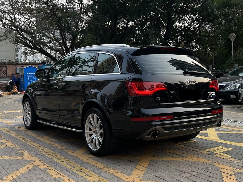 Audi Audi Q7