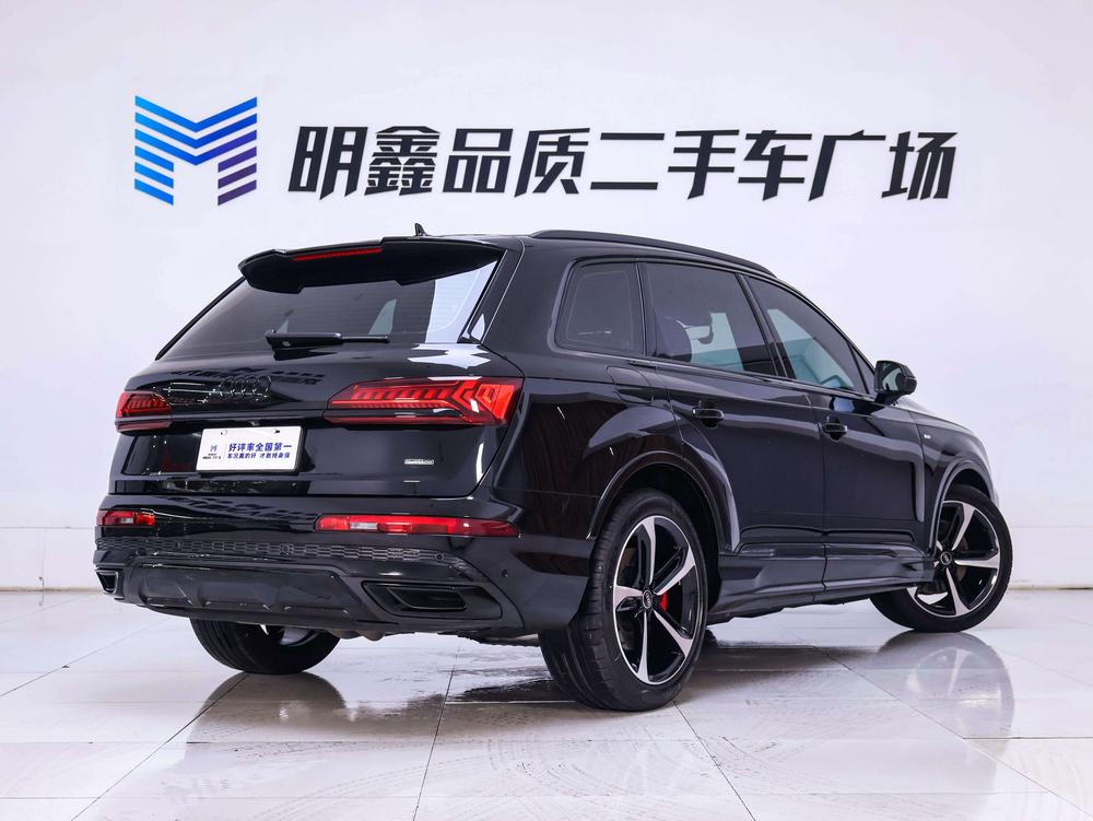 Audi Audi Q7