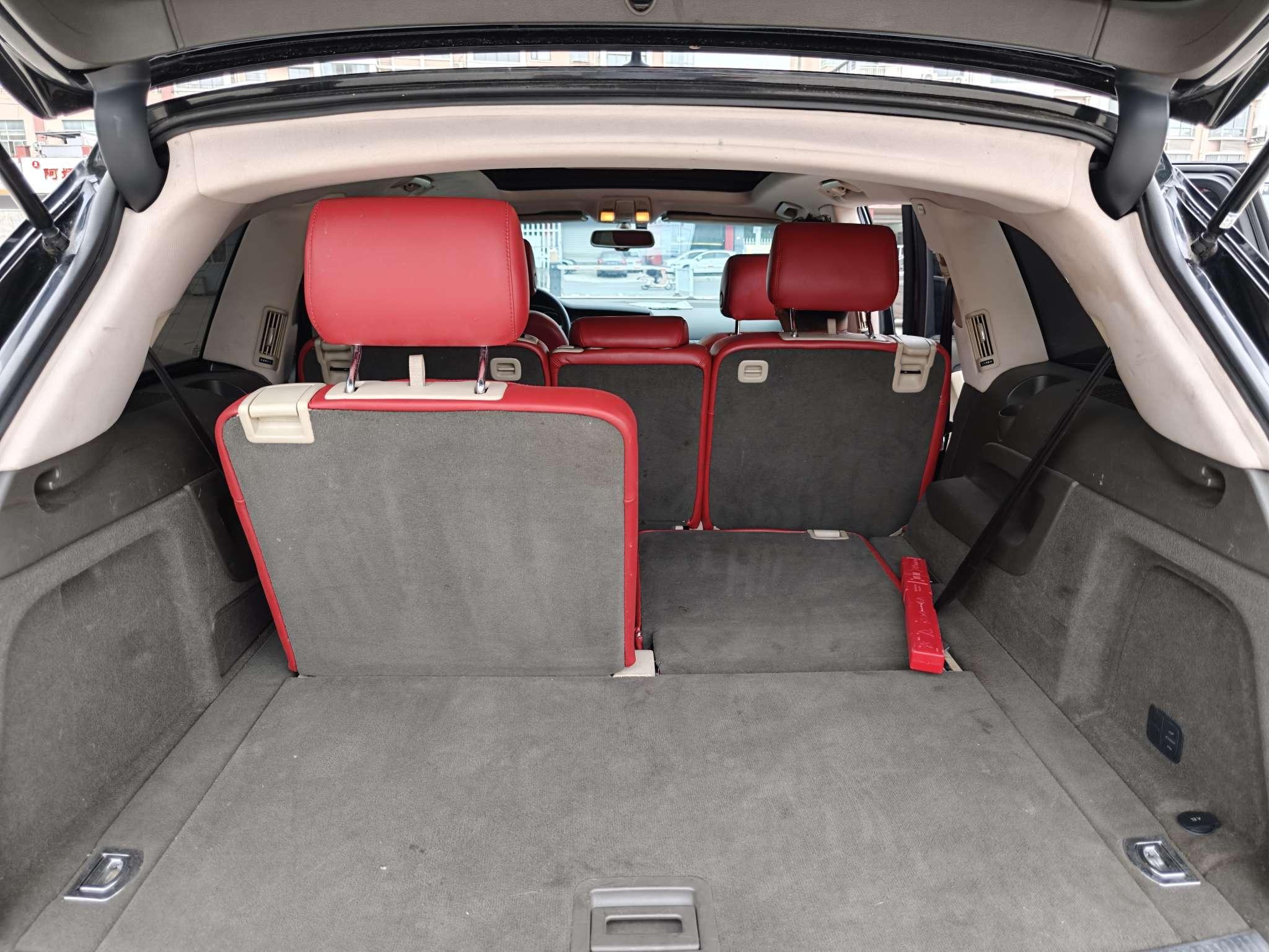 Audi Audi Q7