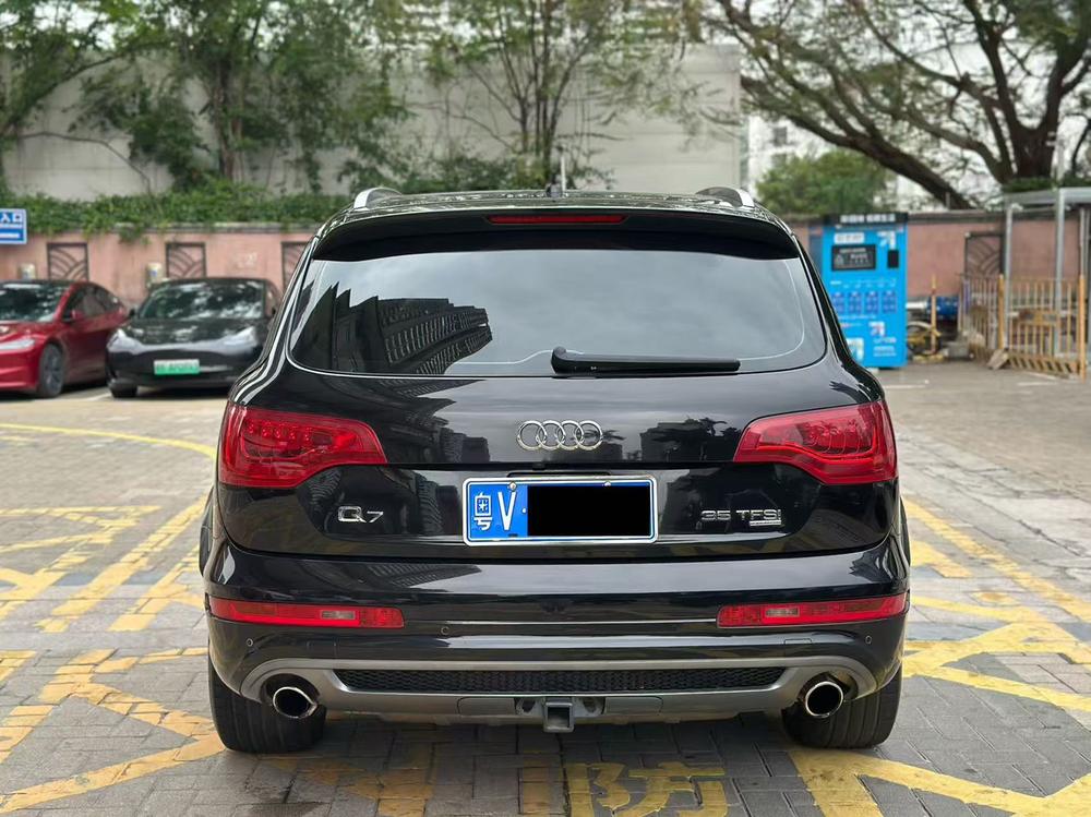 Audi Audi Q7