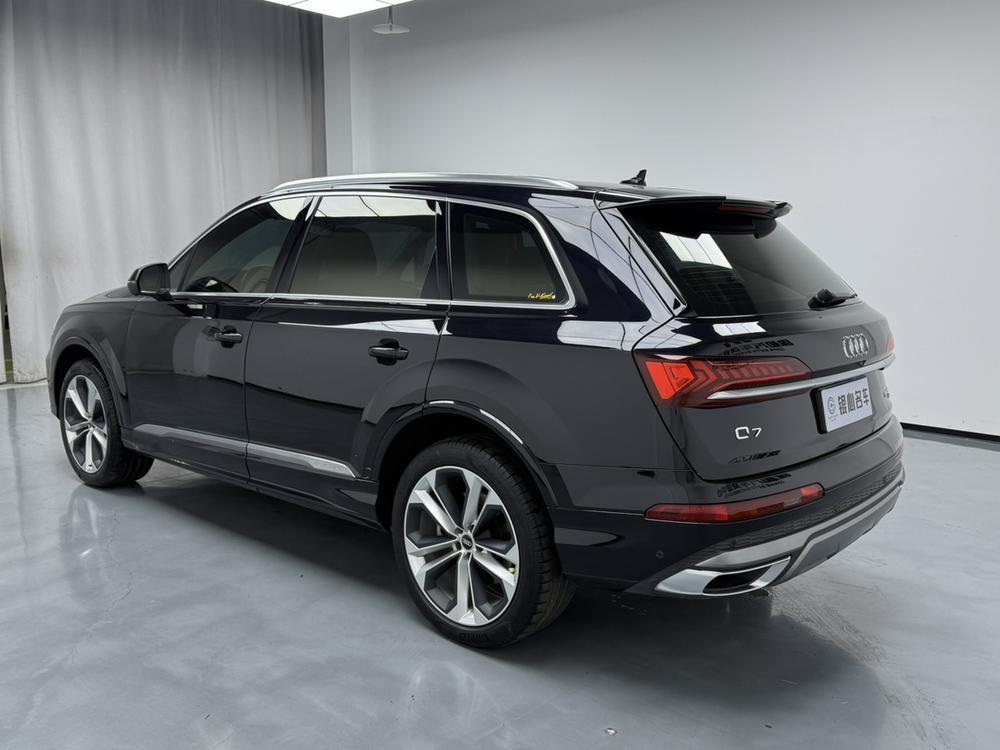 Audi Audi Q7