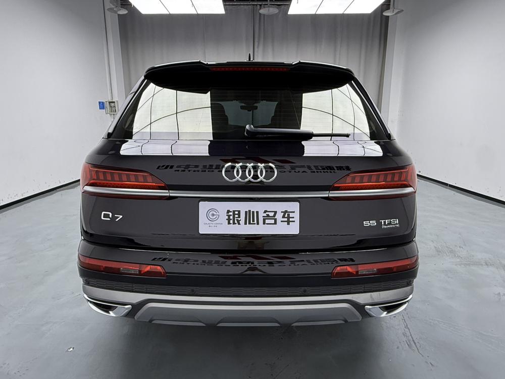 Audi Audi Q7