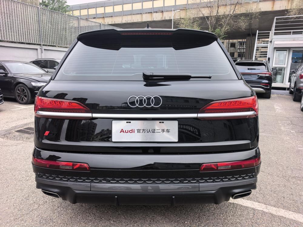 Audi Audi Q7