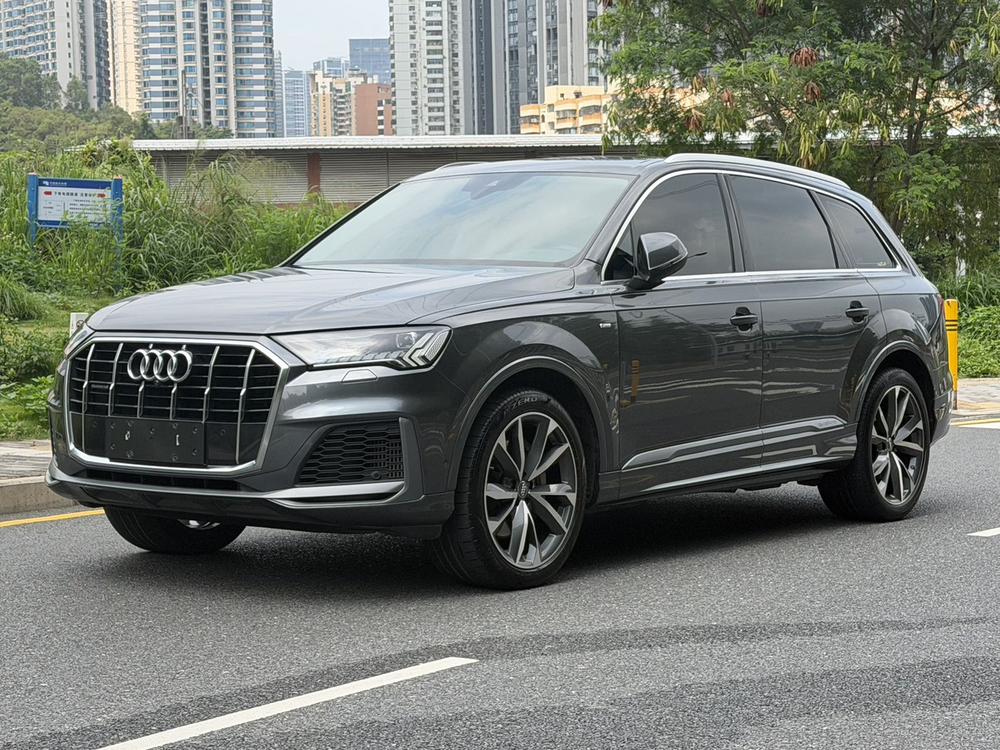 Audi Audi Q7