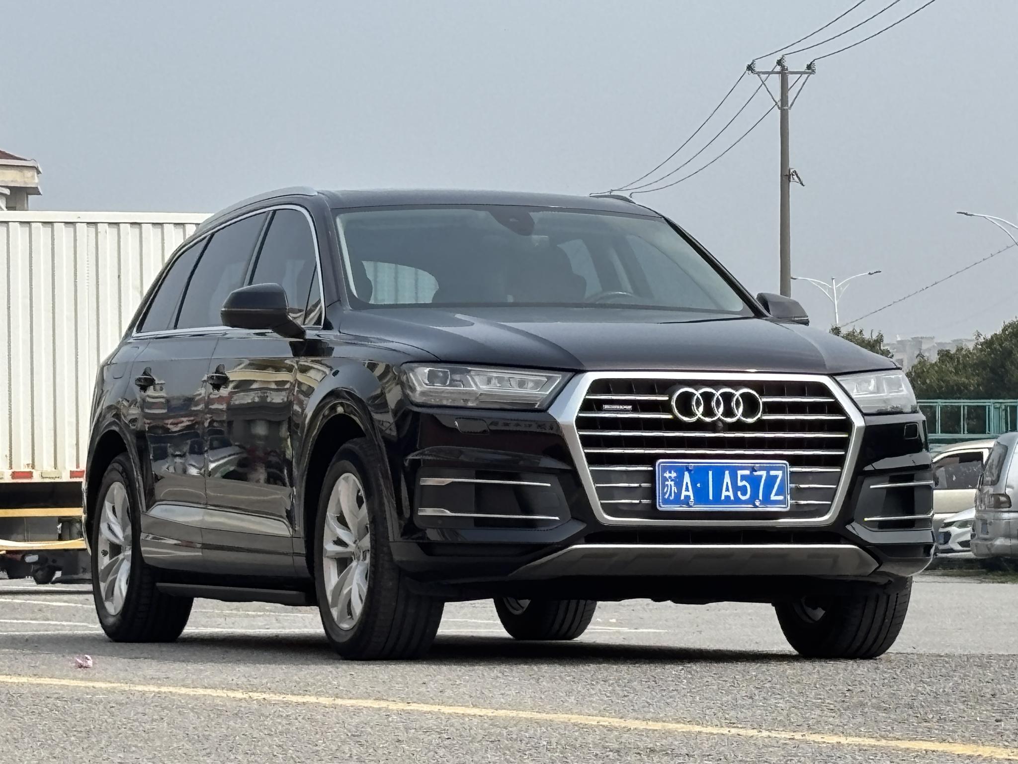 Audi Audi Q7