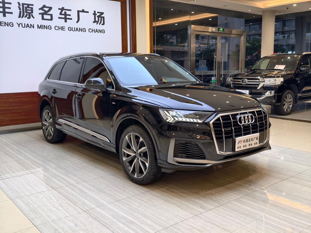 Audi Audi Q7