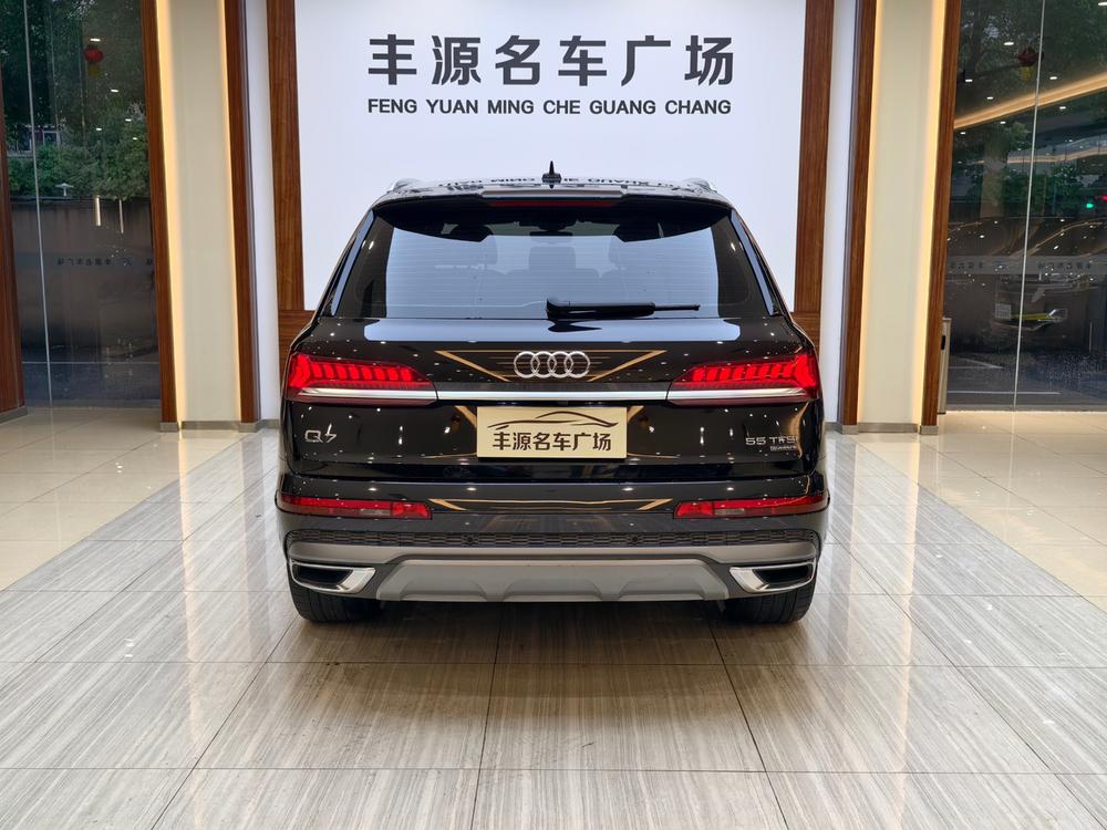 Audi Audi Q7