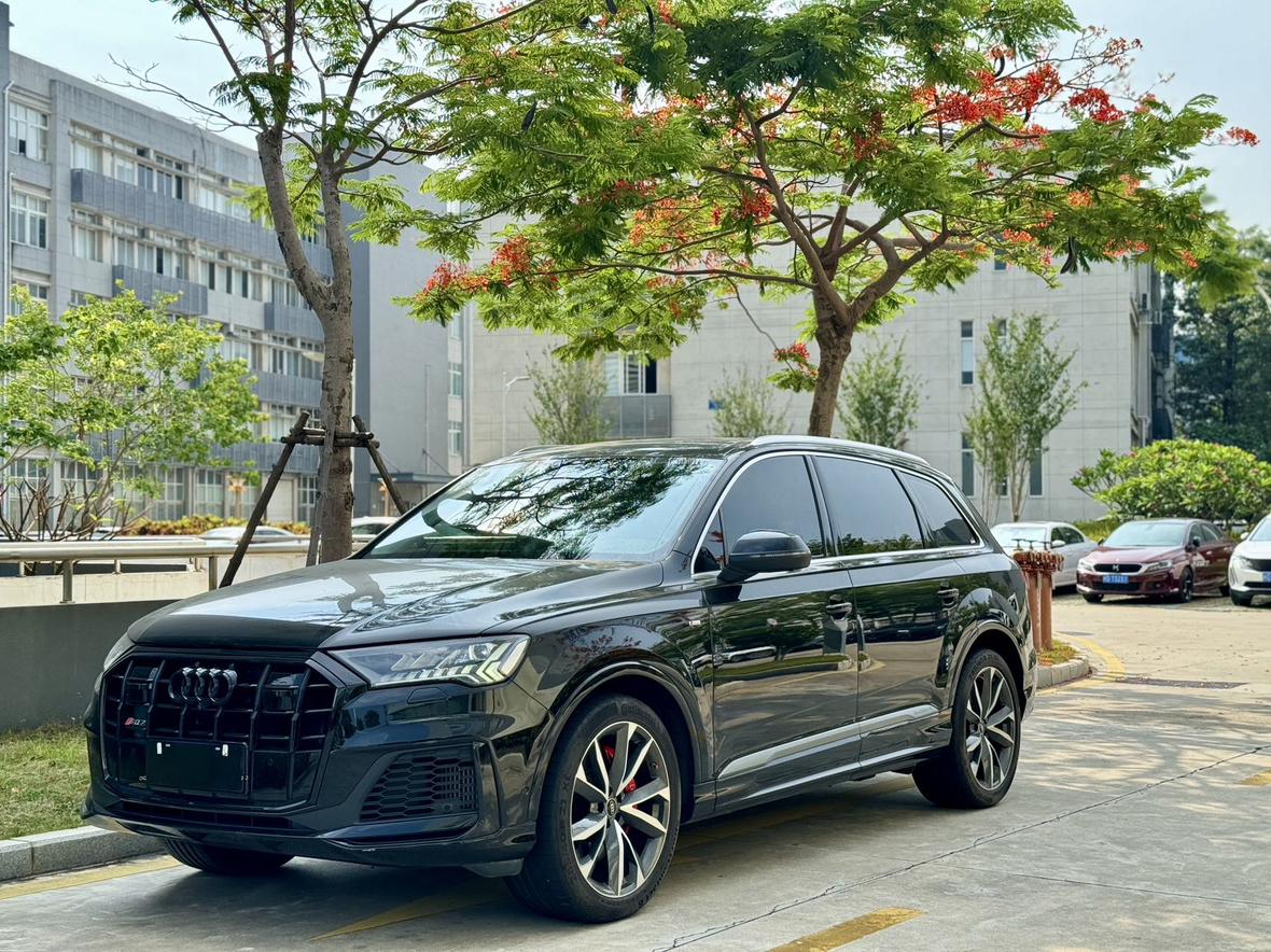 Audi Audi Q7