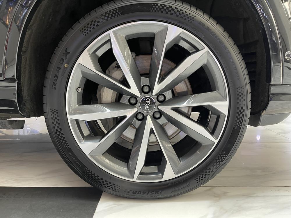 Audi Audi Q7