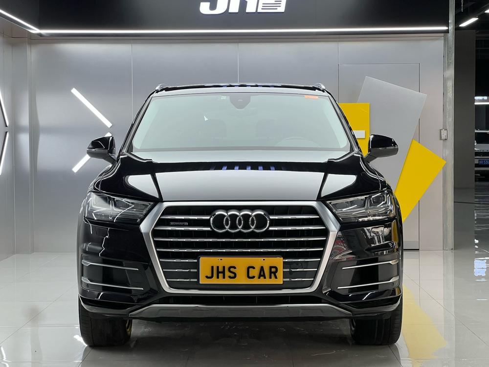 Audi Audi Q7