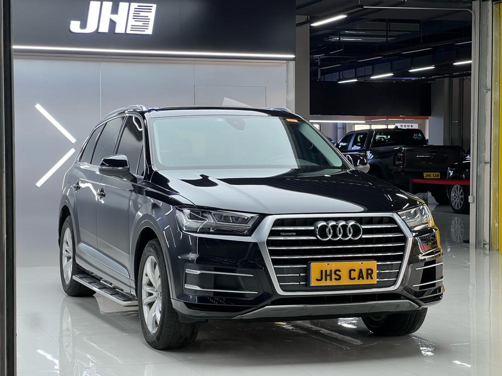 Audi Audi Q7