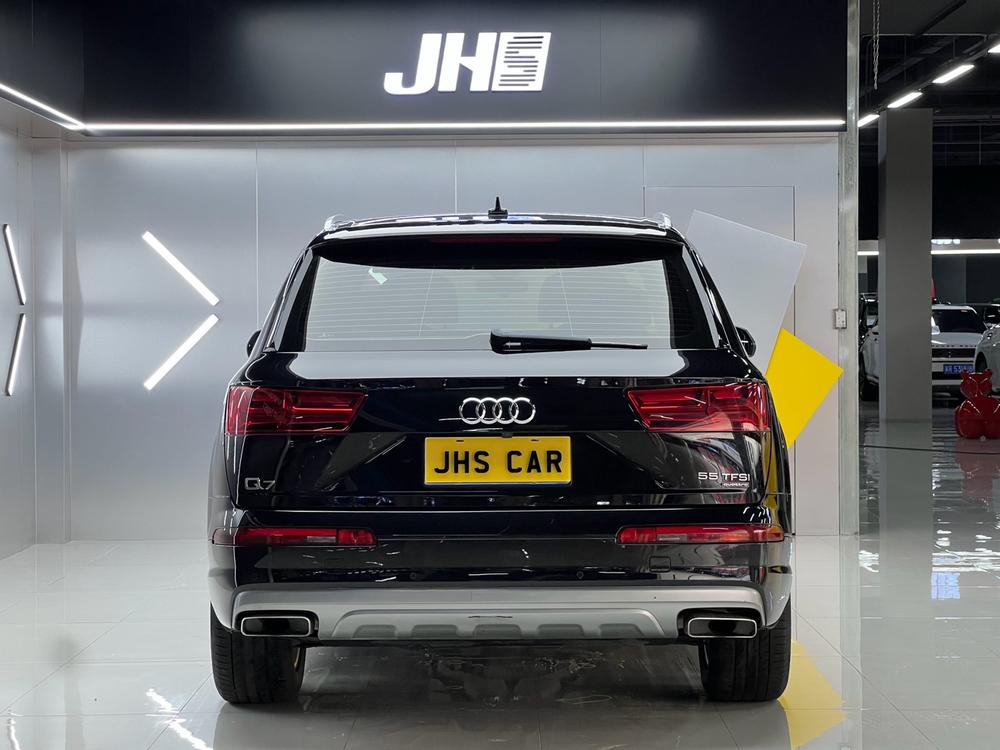 Audi Audi Q7