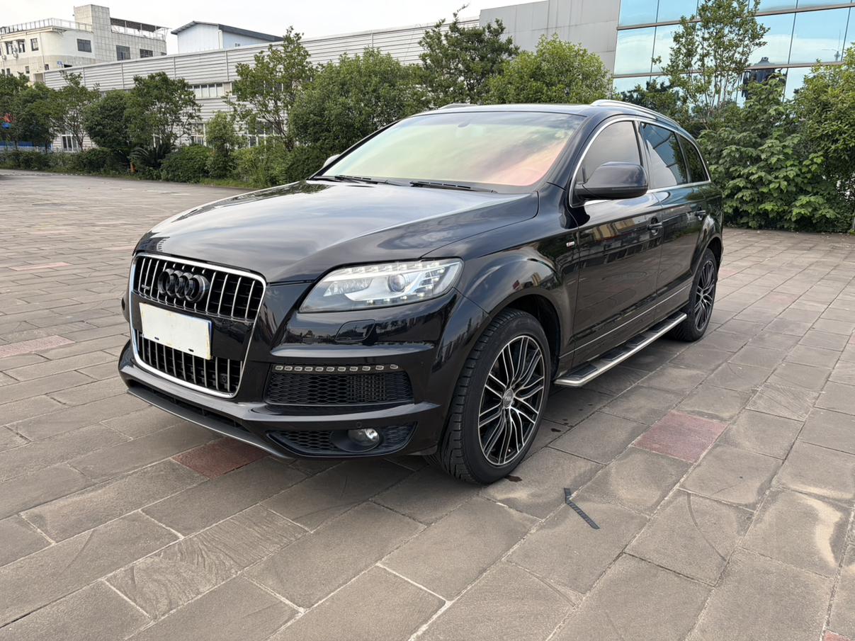 Audi Audi Q7