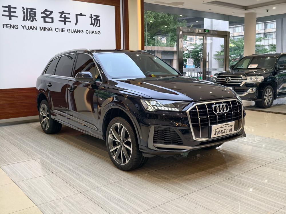 Audi Audi Q7