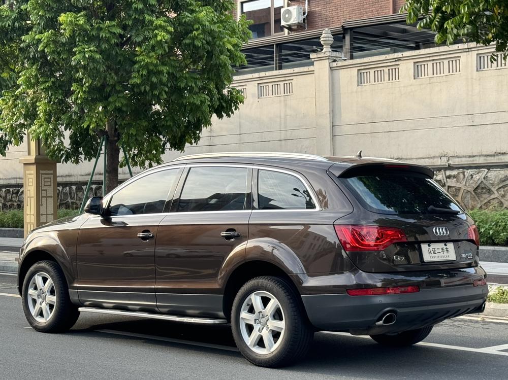 Audi Audi Q7