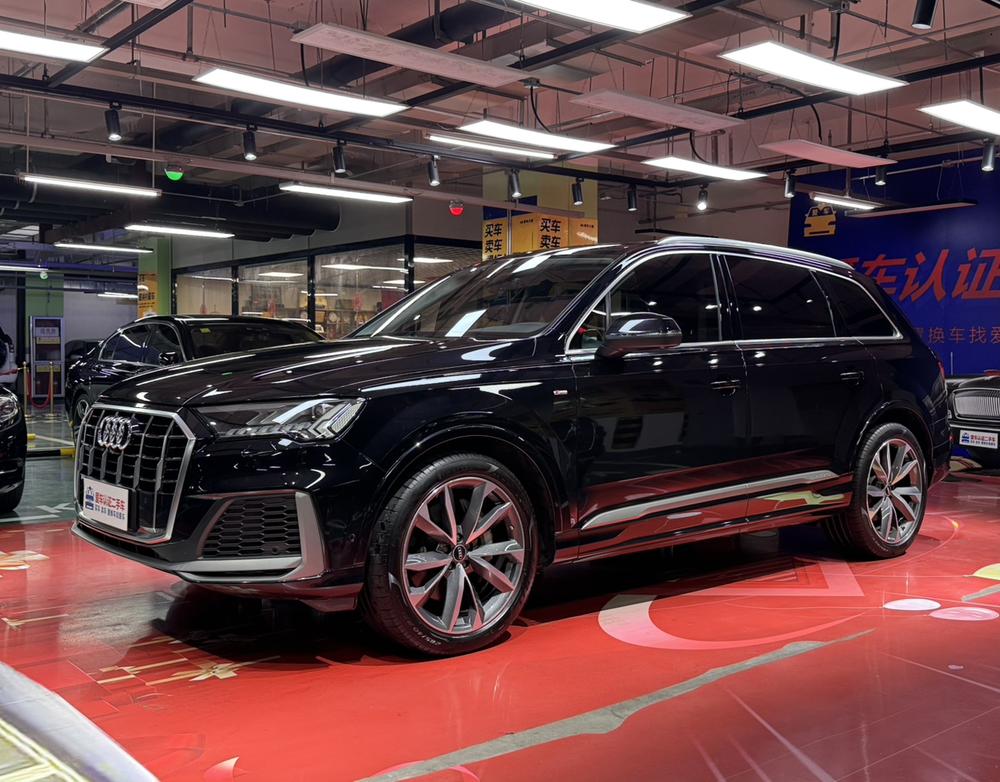 Audi Audi Q7