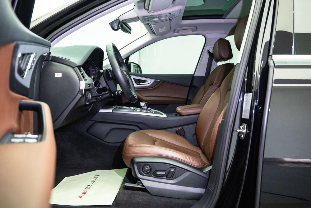Audi Audi Q7