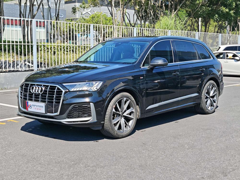 Audi Audi Q7