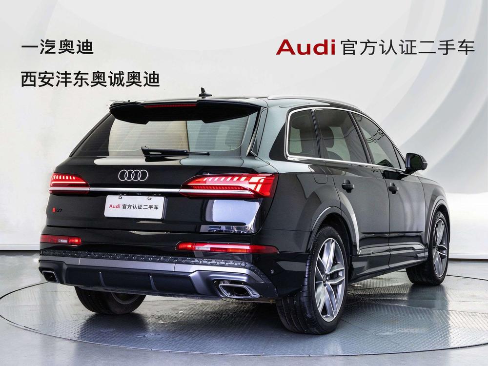 Audi Audi Q7