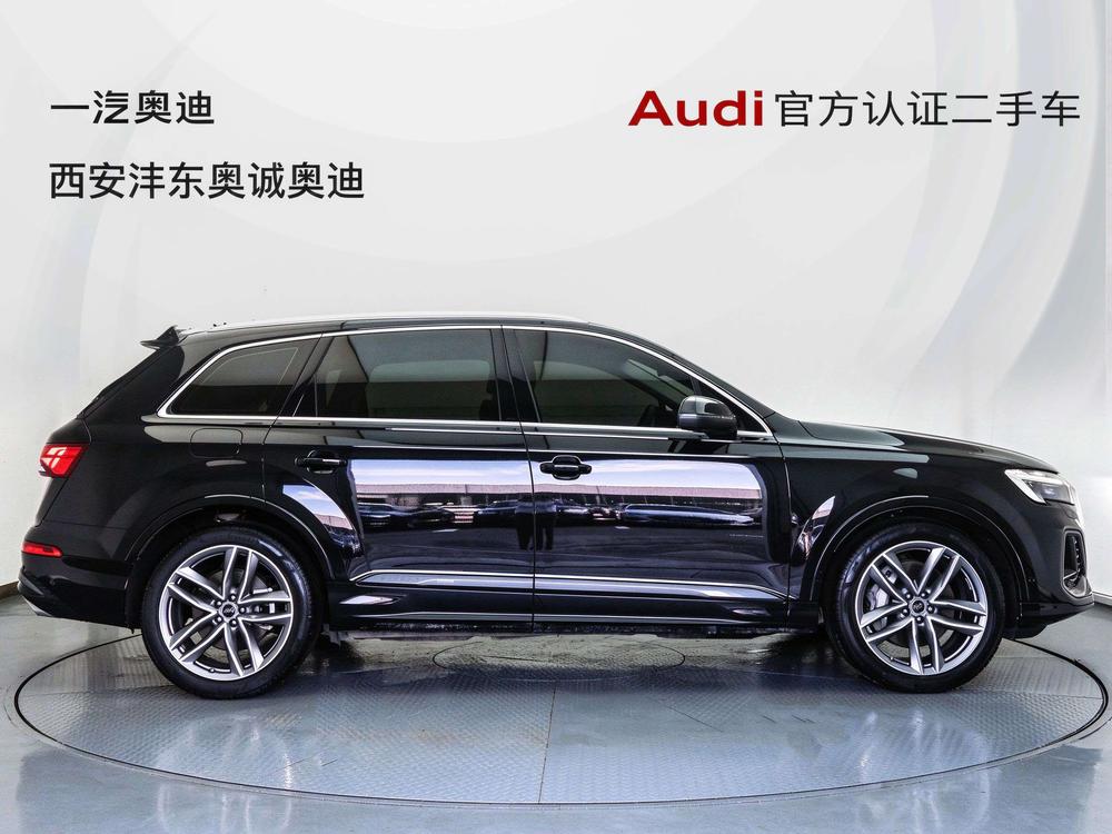 Audi Audi Q7