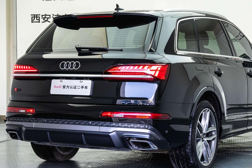 Audi Audi Q7