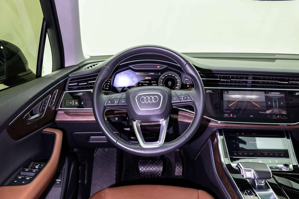Audi Audi Q7