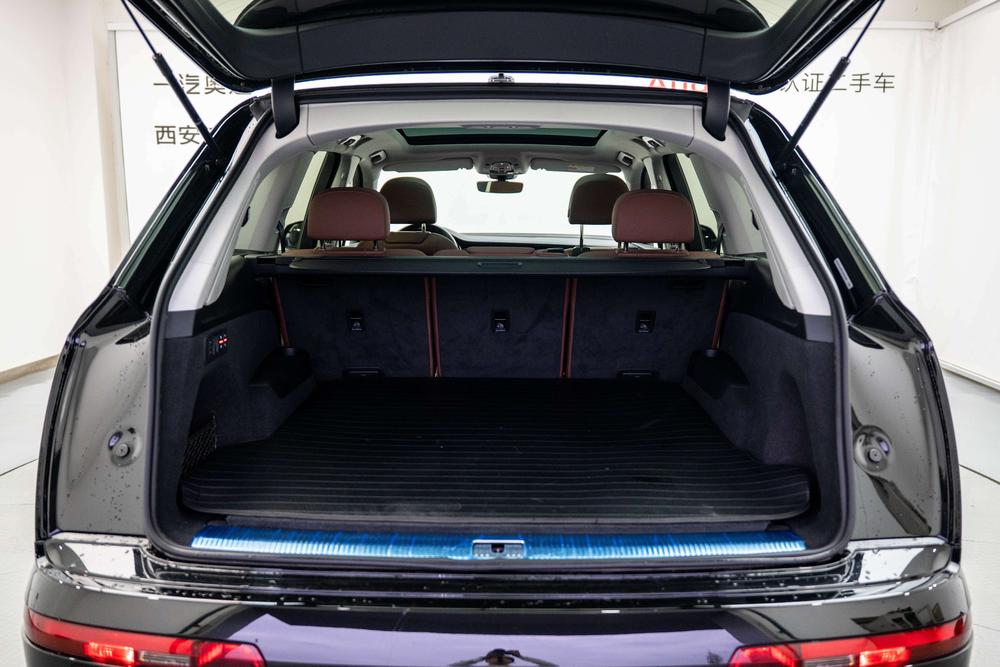 Audi Audi Q7