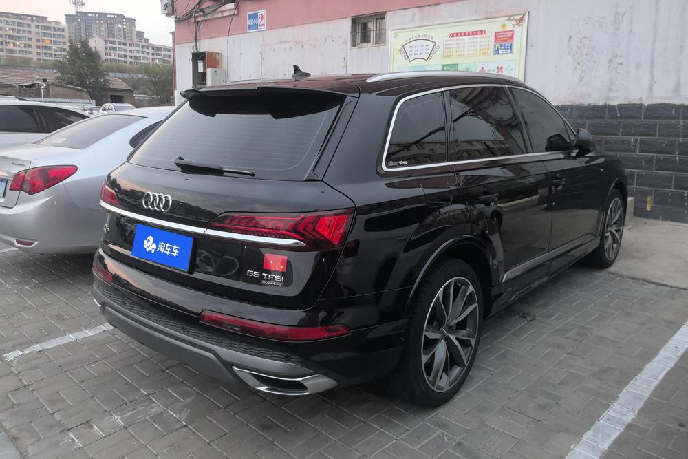 Audi Audi Q7