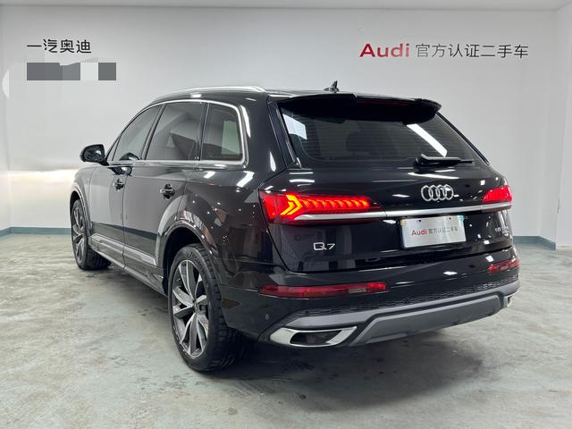 Audi Audi Q7