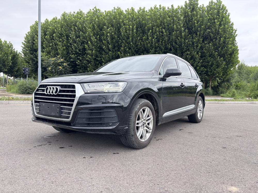 Audi Audi Q7