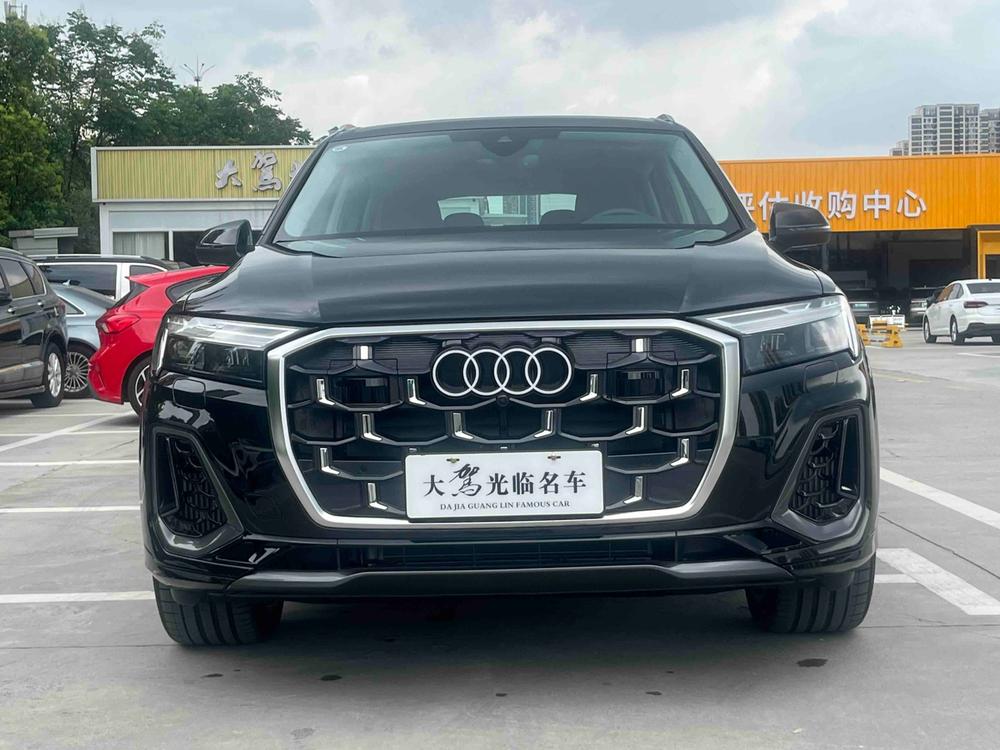Audi Audi Q7