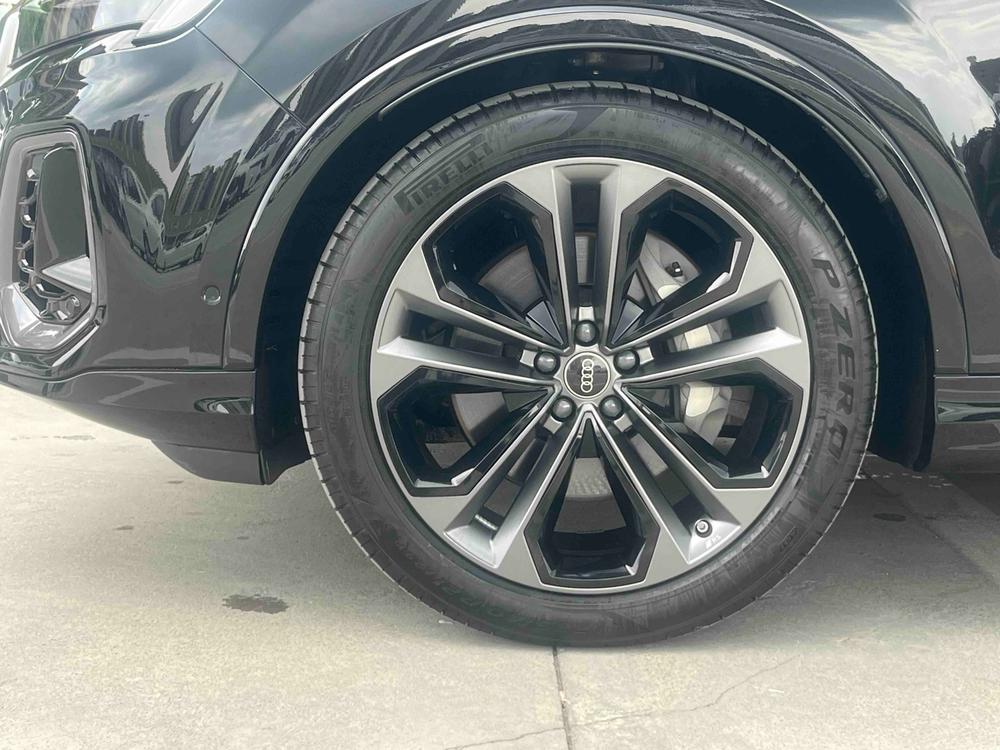 Audi Audi Q7