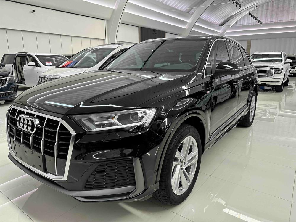 Audi Audi Q7