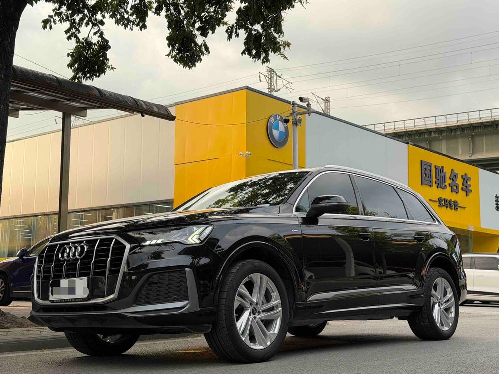Audi Audi Q7