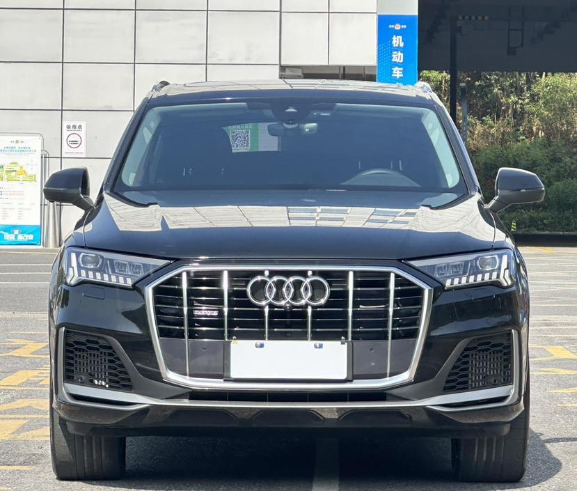 Audi Audi Q7