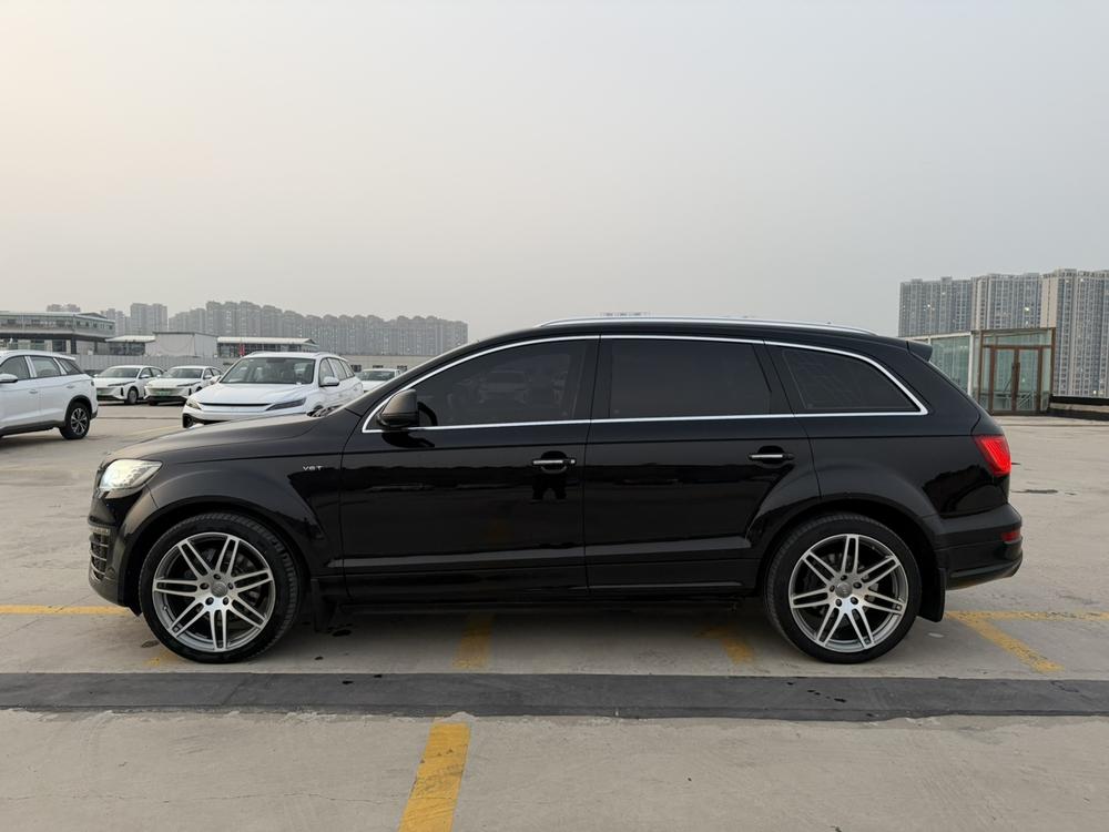 Audi Audi Q7