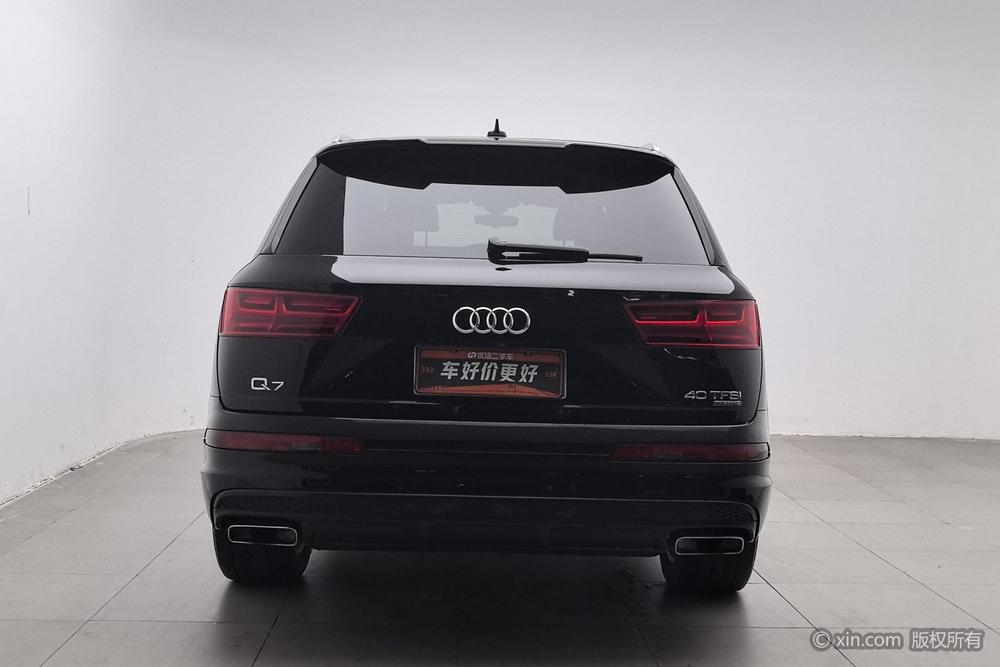 Audi Audi Q7