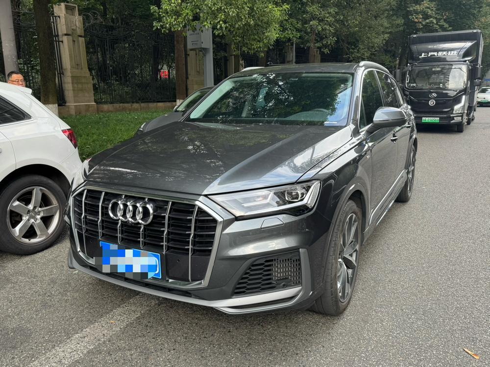 Audi Audi Q7
