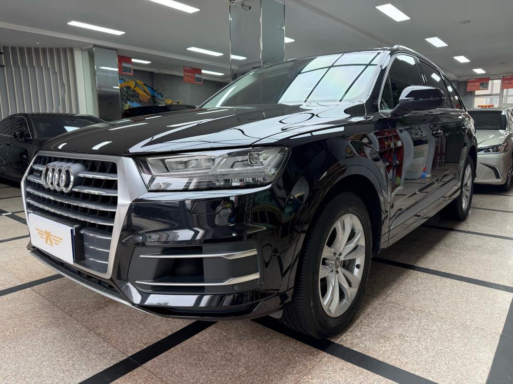 Audi Audi Q7