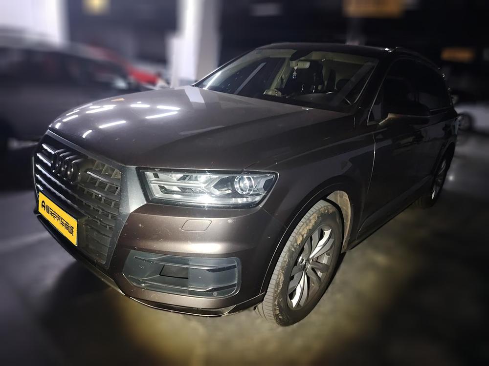 Audi Audi Q7