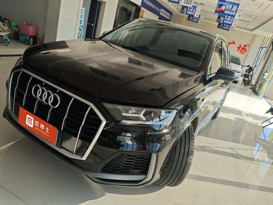 Audi Audi Q7