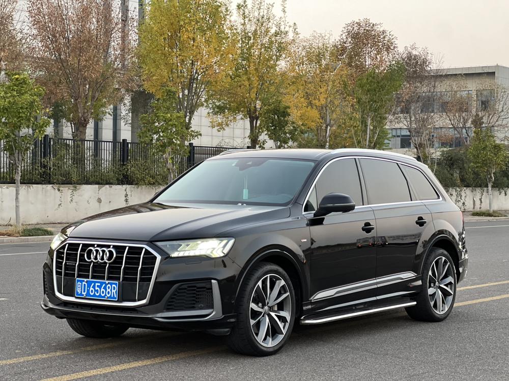 Audi Audi Q7
