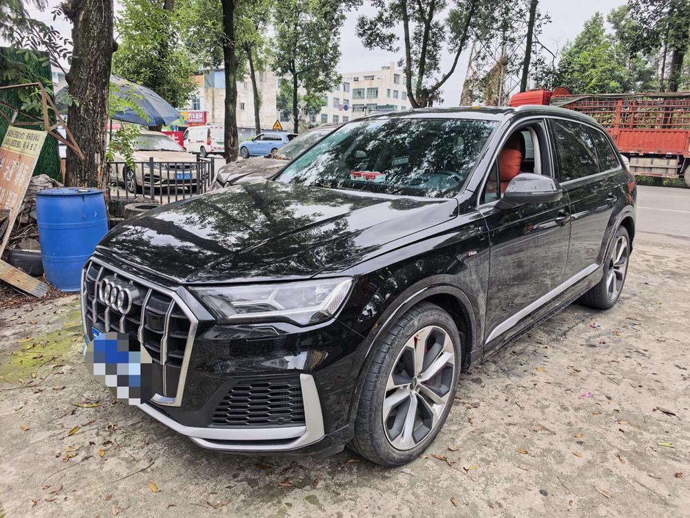 Audi Audi Q7