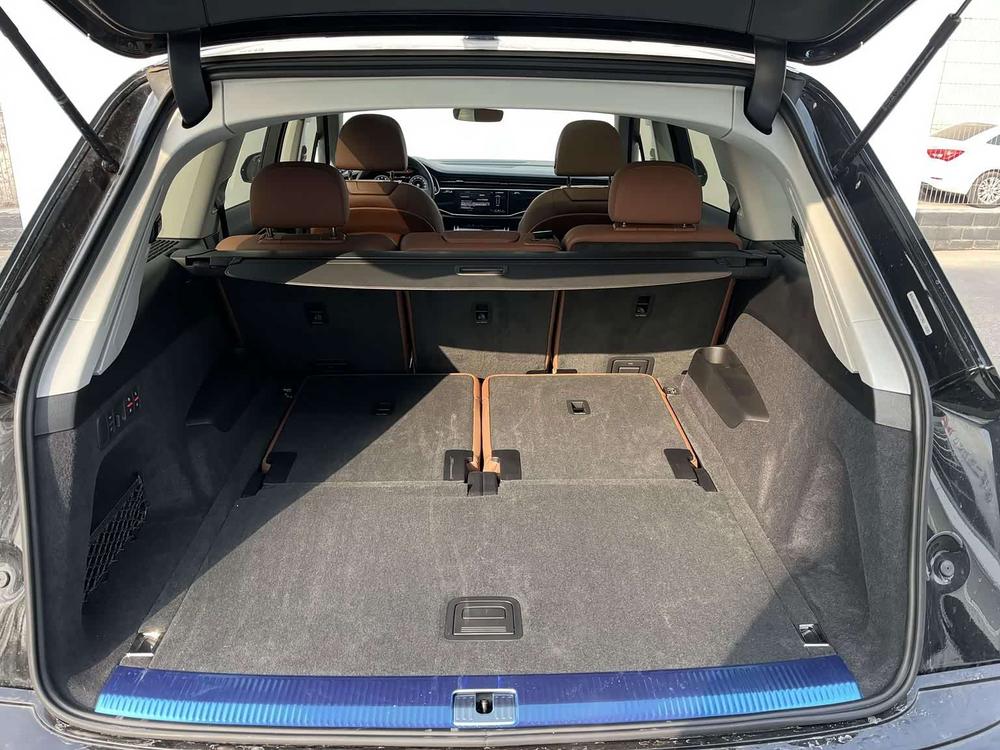 Audi Audi Q7