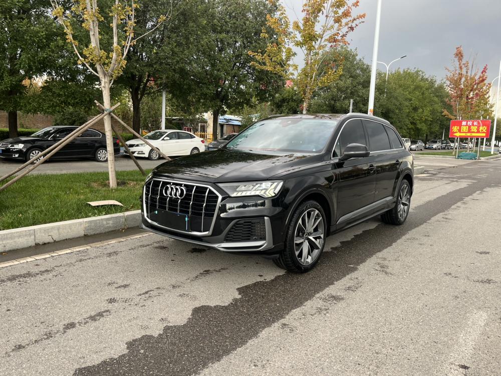 Audi Audi Q7