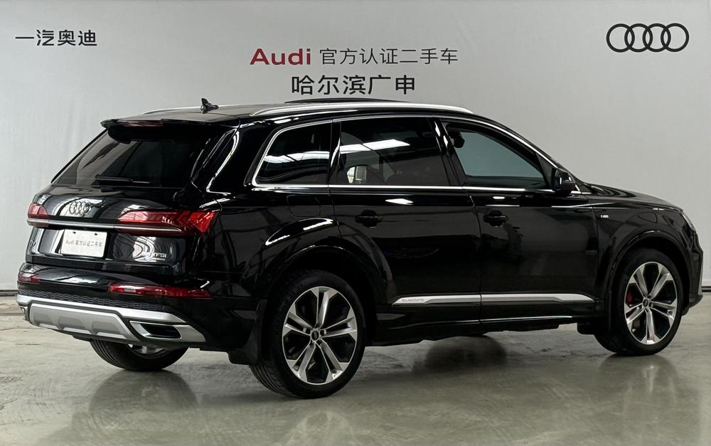 Audi Audi Q7