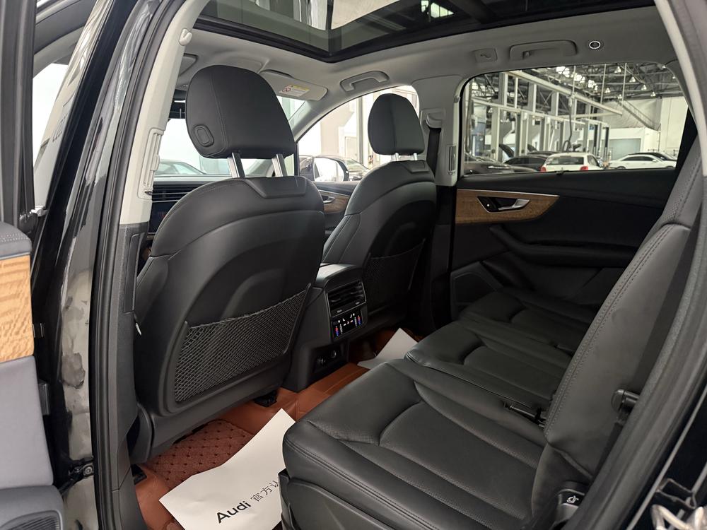 Audi Audi Q7